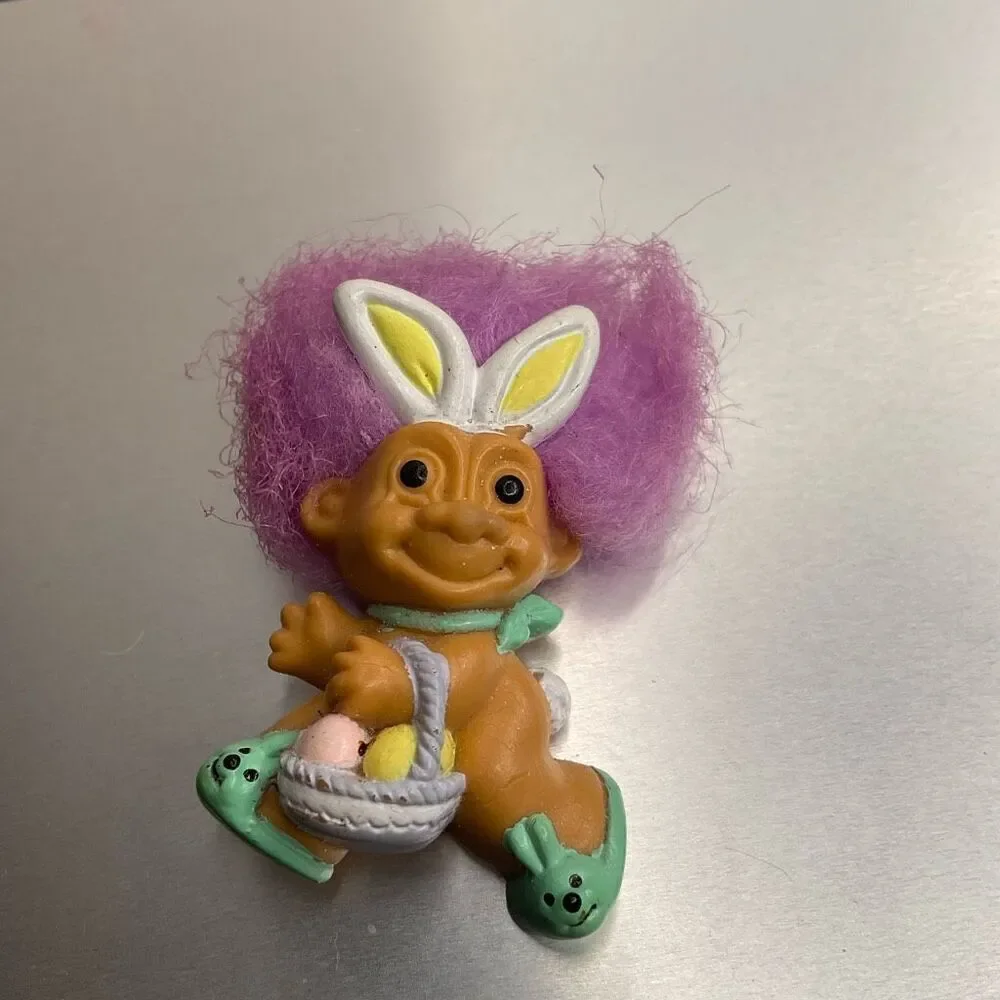 VINTAGE Brooch Lapel Pin  WACKY RABBIT TROLLS PINS by RUSS EASTER TROLL‎